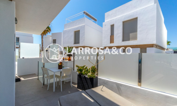 Resale - Detached House/Villa - Orihuela - Villamartín