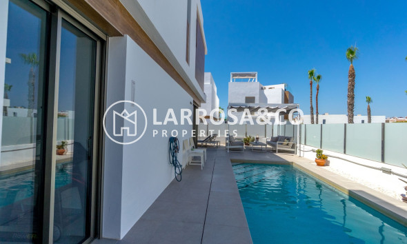 Resale - Detached House/Villa - Orihuela - Villamartín