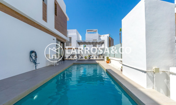 Resale - Detached House/Villa - Orihuela - Villamartín