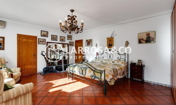 Reventa - Chalet - Torrevieja - San luis