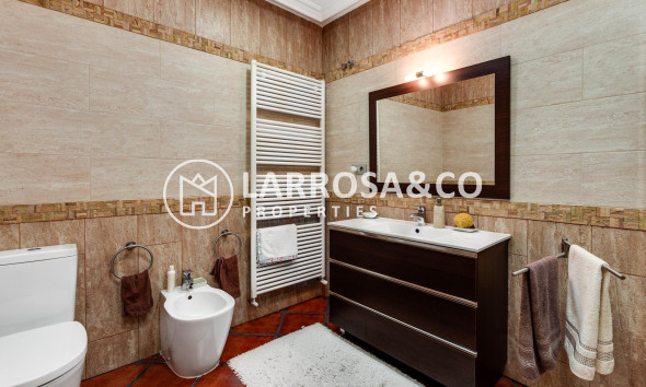 Reventa - Chalet - Torrevieja - San luis