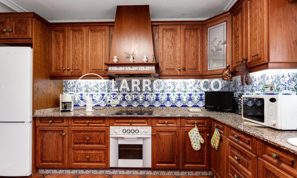 Reventa - Chalet - Torrevieja - San luis