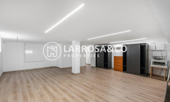 Resale - Detached House/Villa - Torrevieja - Aguas Nuevas