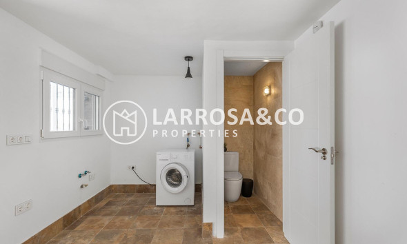 Resale - Detached House/Villa - Torrevieja - Aguas Nuevas