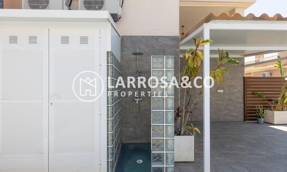 Resale - Detached House/Villa - Torrevieja - Aguas Nuevas