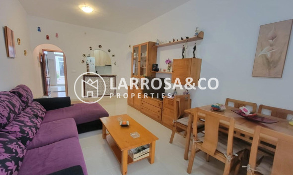 Resale - Ground floor apartment - Torrevieja - Aguas Nuevas