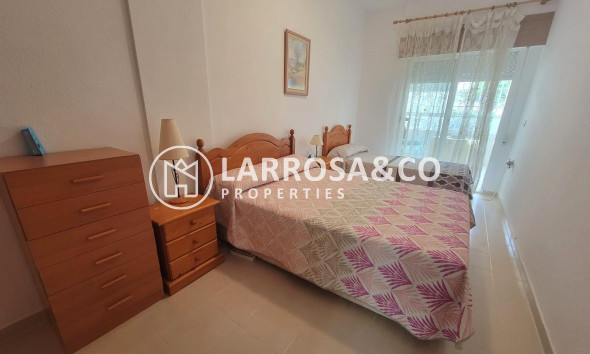 Resale - Ground floor apartment - Torrevieja - Aguas Nuevas