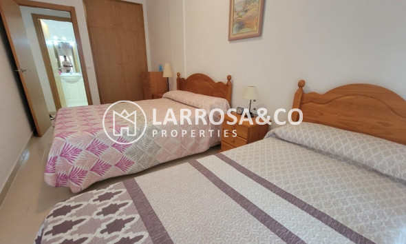 Resale - Ground floor apartment - Torrevieja - Aguas Nuevas
