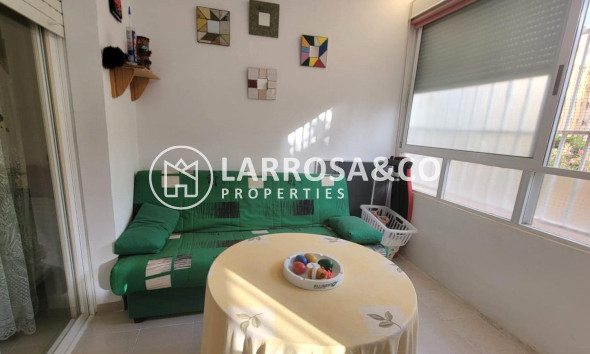 Resale - Ground floor apartment - Torrevieja - Aguas Nuevas