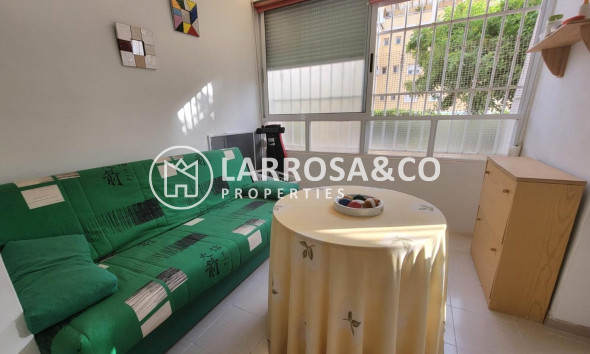 Resale - Ground floor apartment - Torrevieja - Aguas Nuevas
