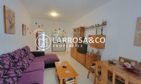 Resale - Ground floor apartment - Torrevieja - Aguas Nuevas