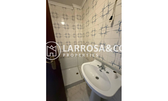 A Vendre - Apartment - Torrevieja - Estacion de autobuses