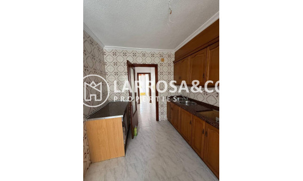 A Vendre - Apartment - Torrevieja - Estacion de autobuses