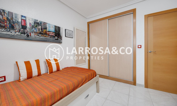 A Vendre - Ground floor apartment - Torrevieja - Playa del cura