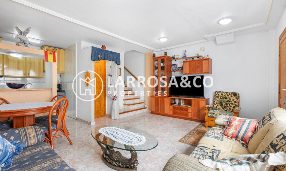 Resale - Semi-detached house - Orihuela costa - Los Altos