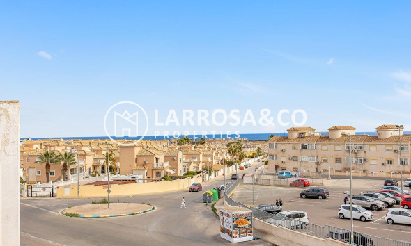 Resale - Semi-detached house - Orihuela costa - Los Altos