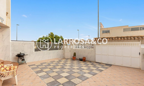 Resale - Semi-detached house - Orihuela costa - Los Altos