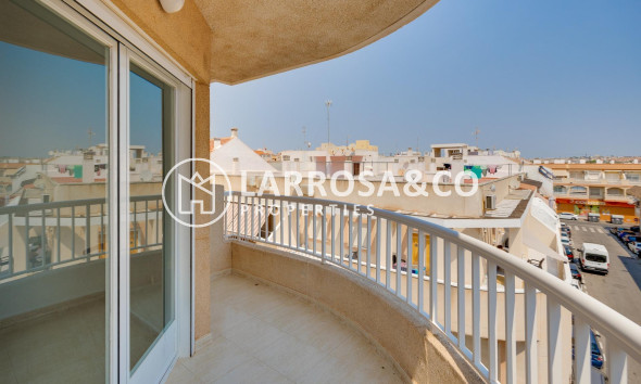 Resale - Apartment - Torrevieja - Habaneras