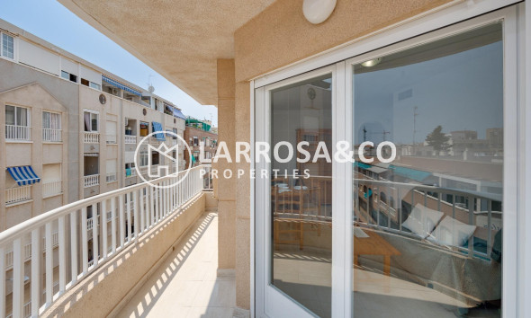 Resale - Apartment - Torrevieja - Habaneras