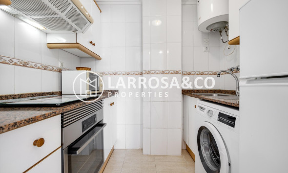 Resale - Apartment - Torrevieja - Habaneras