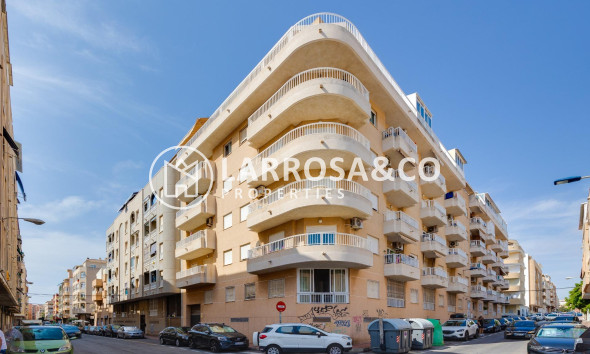 Resale - Apartment - Torrevieja - Habaneras