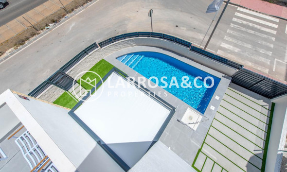 obra-nueva-villa-ciudad-quesada-piscina-solarium-vista-on2085