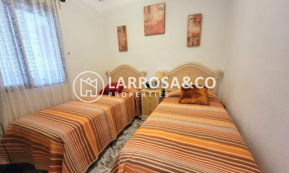 Resale - Bungalow - Torrevieja - Los Frutales