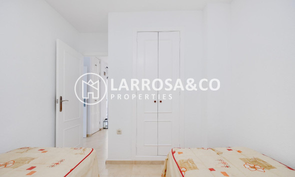 Resale - Bungalow - Torrevieja - Aguas Nuevas