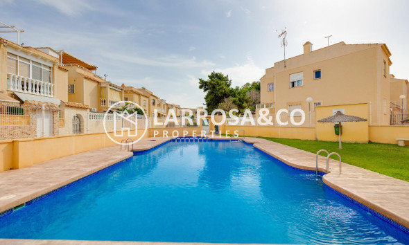 Resale - Bungalow - Torrevieja - Aguas Nuevas