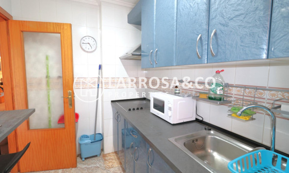 Resale - Apartment - Torrevieja - Acequion