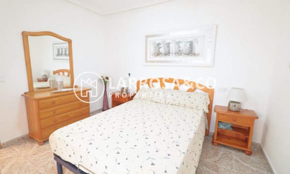 Resale - Apartment - Torrevieja - Acequion