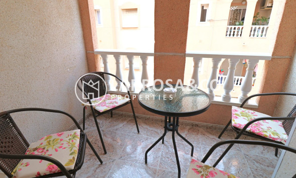 Resale - Apartment - Torrevieja - Acequion
