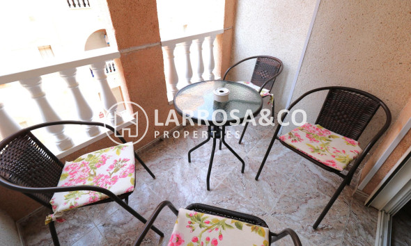 Resale - Apartment - Torrevieja - Acequion