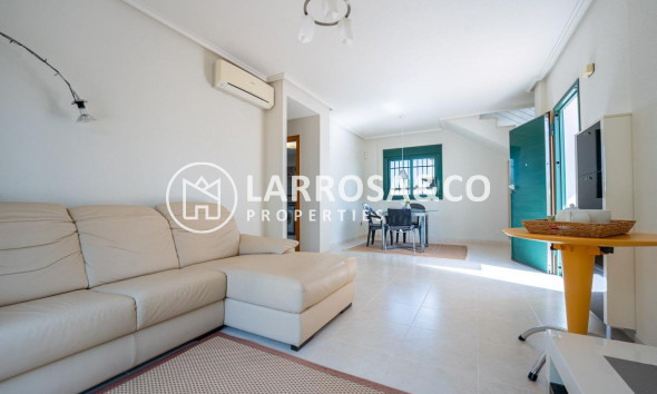 Вторичный рынок - Дом - Сьюдад Кесада - Altos del golf i