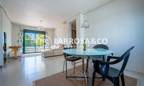 Вторичный рынок - Дом - Сьюдад Кесада - Altos del golf i