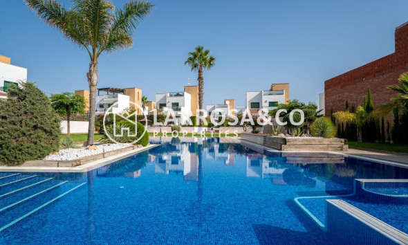 Вторичный рынок - Дом - Сьюдад Кесада - Altos del golf i