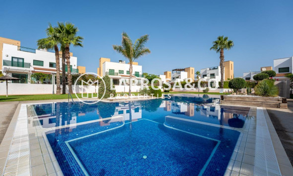 Вторичный рынок - Дом - Сьюдад Кесада - Altos del golf i