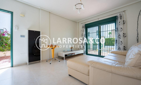 Вторичный рынок - Дом - Сьюдад Кесада - Altos del golf i