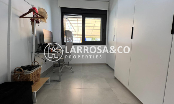 Вторичный рынок - Бунгало - Пилар де Орадада - Torre de la Horadada