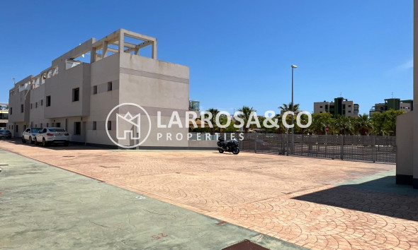 Вторичный рынок - Бунгало - Пилар де Орадада - Torre de la Horadada