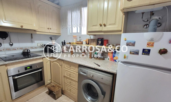 Resale - Apartment - Torrevieja - Centro