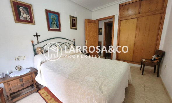 Resale - Apartment - Torrevieja - Centro