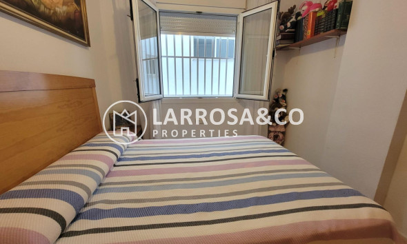 Resale - Apartment - Torrevieja - Centro