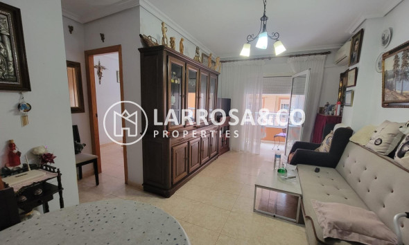 Resale - Apartment - Torrevieja - Centro