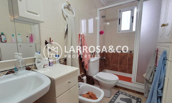 Resale - Apartment - Torrevieja - Centro