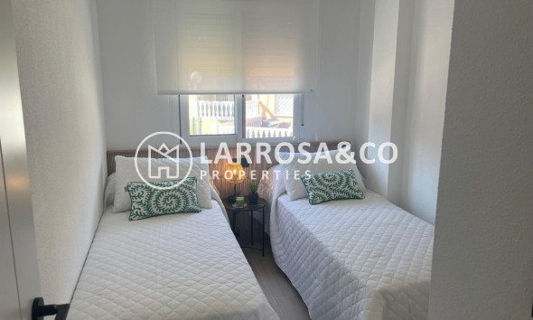 A Vendre - Bungalow - Torrevieja - Miramar - Torre del Moro