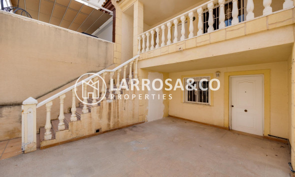 Вторичный рынок - Таунхаус - Лос Монтесинос - Pueblo 8