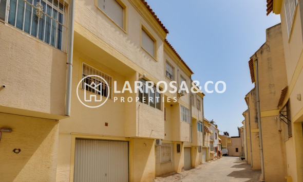 Вторичный рынок - Таунхаус - Лос Монтесинос - Pueblo 8