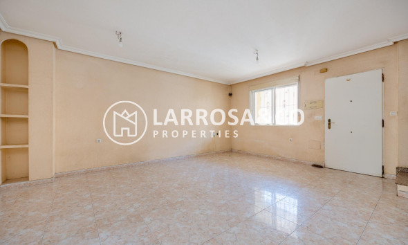 Вторичный рынок - Таунхаус - Лос Монтесинос - Pueblo 8