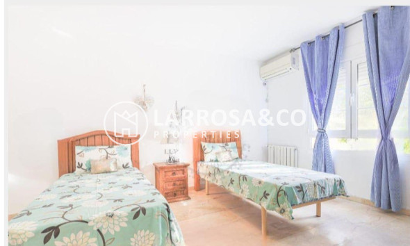 Reventa - Chalet - Algorfa - La Juliana